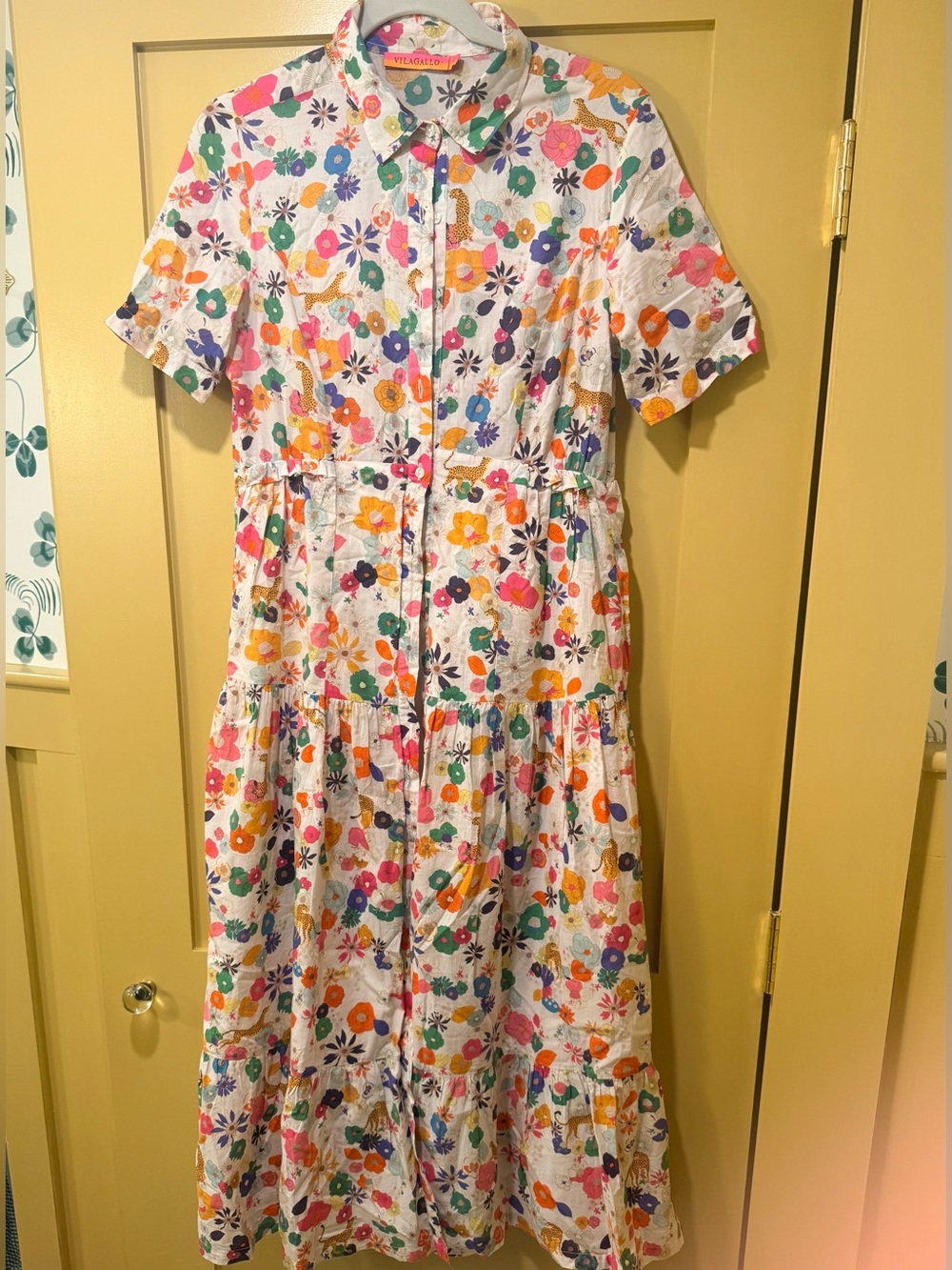 Vilagallo White Multi Floral Tiered Button-Front Dress